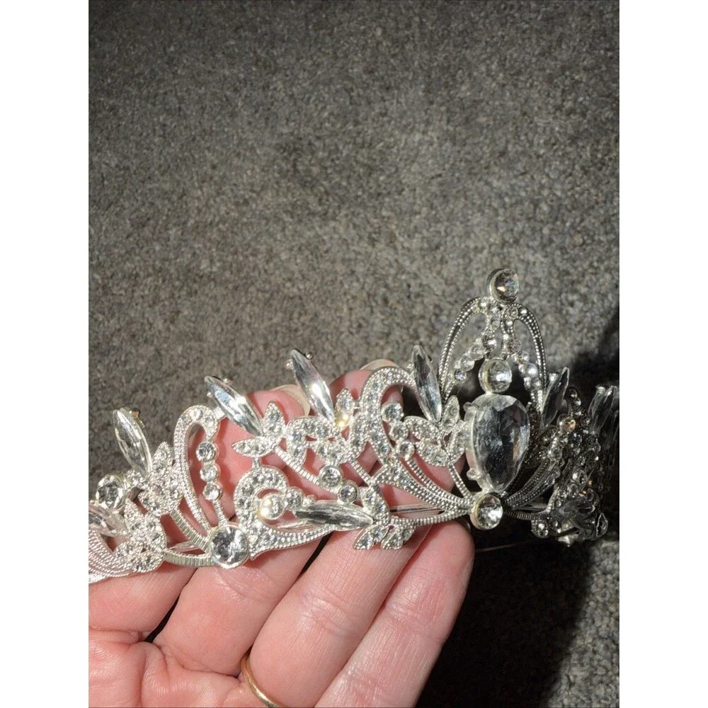 Tiara Silver Tone Clear Gems